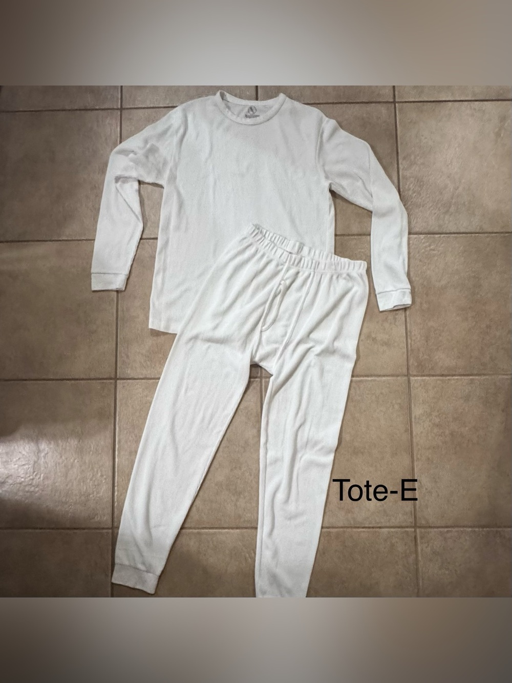 P&S- Men's White Thermal Long-Sleeve Pajama Set - Classic Comfort